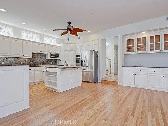 317 4th St - Photo 7 of 8