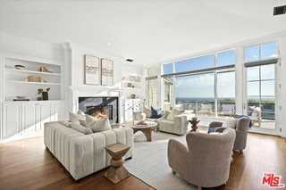 7335 Birdview Ave - Photo 3 of 8