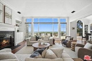 7335 Birdview Ave - Photo 5 of 8