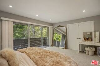 1338 Harvard St #A - Photo 7 of 8