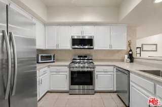 12011 Goshen Ave #102 - Photo 6 of 8