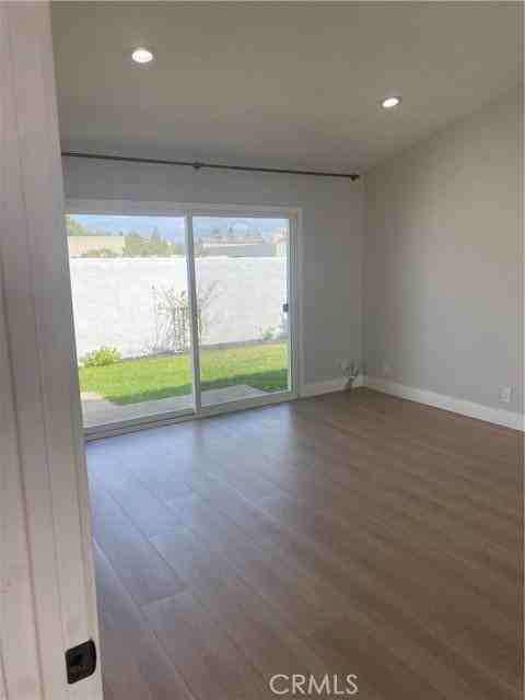 10220 El Monterey Ave - Photo 3 of 8