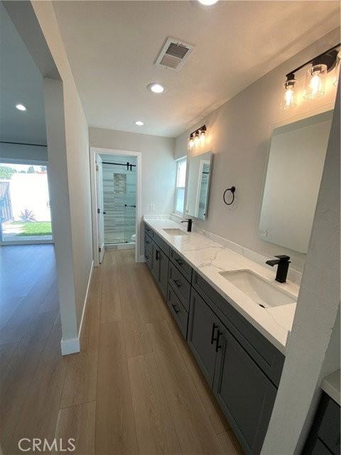 10220 El Monterey Ave - Photo 6 of 8