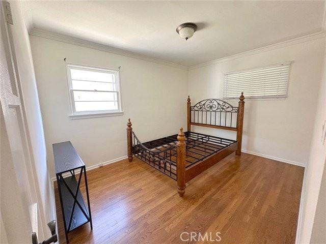 14722 Addison St - Photo 5 of 8