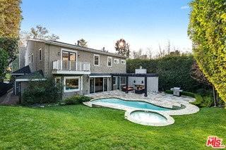 10161 Valley Spring Ln - Photo 3 of 8