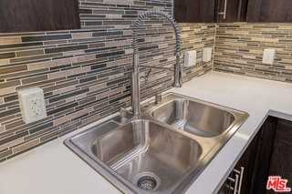 124 W Colorado St #105 - Photo 4 of 8