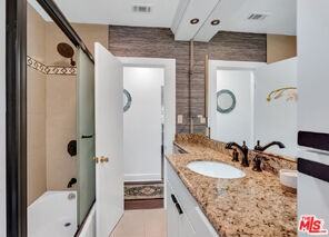 1906 Veteran Ave - Photo 7 of 8