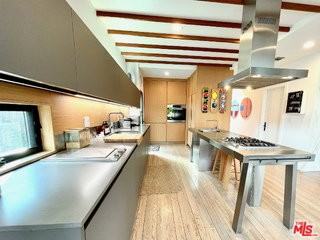 3159 Hutchison Ave - Photo 2 of 8