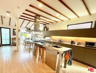 3159 Hutchison Ave - Photo 4 of 8