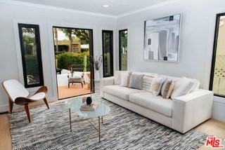 1039 Havenhurst Dr - Photo 5 of 8