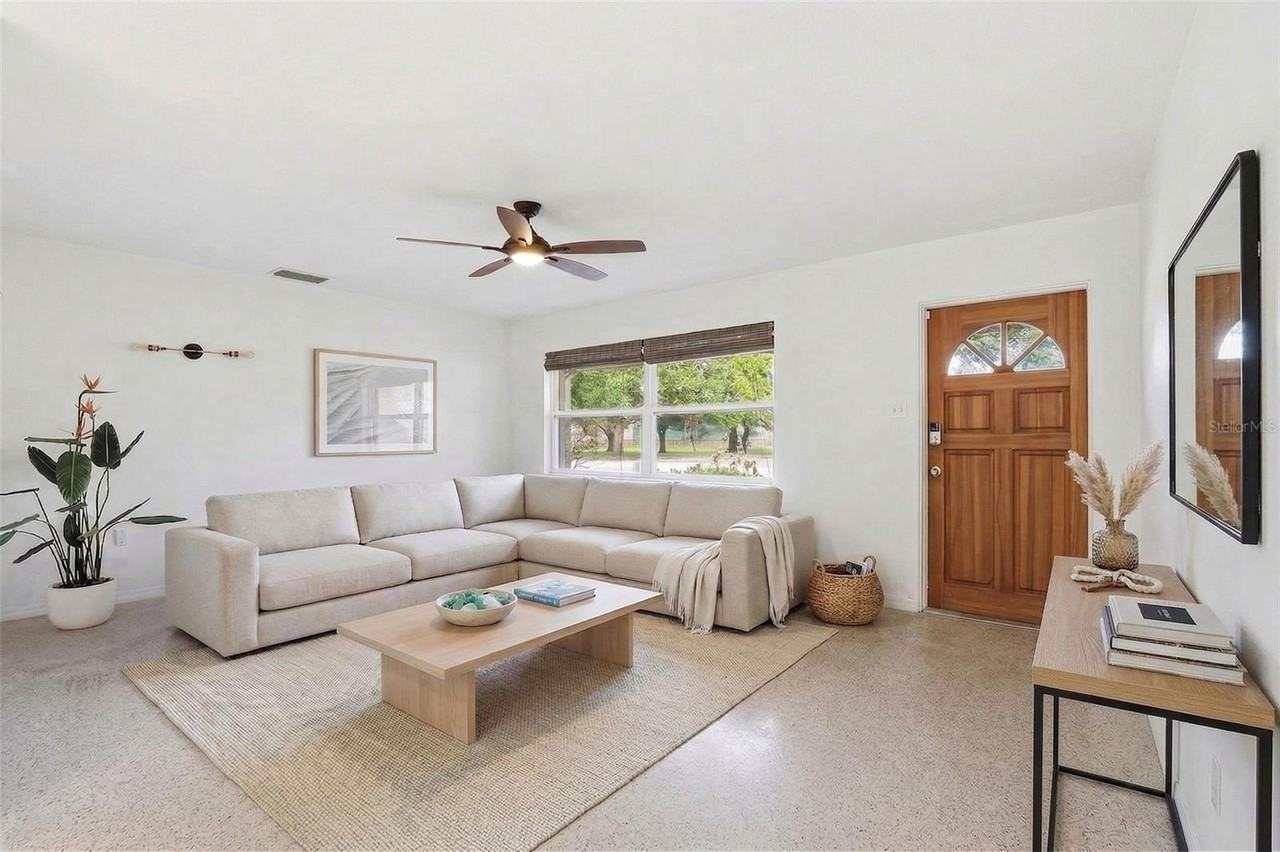 2930 80th St N - Photo 3 of 50