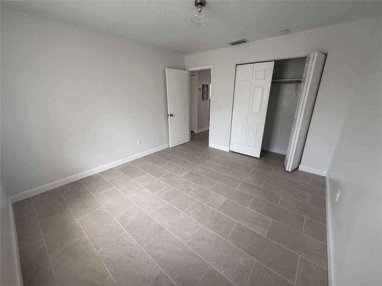 7517 Lakeshore Dr #A - Photo 6 of 6