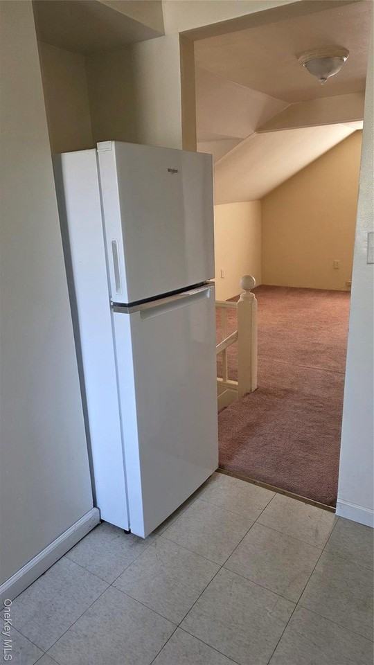 76 Church St - Photo 5 of 10