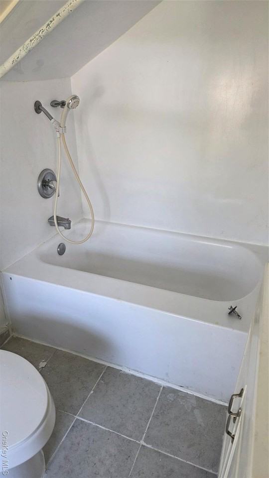 76 Church St - Photo 6 of 10