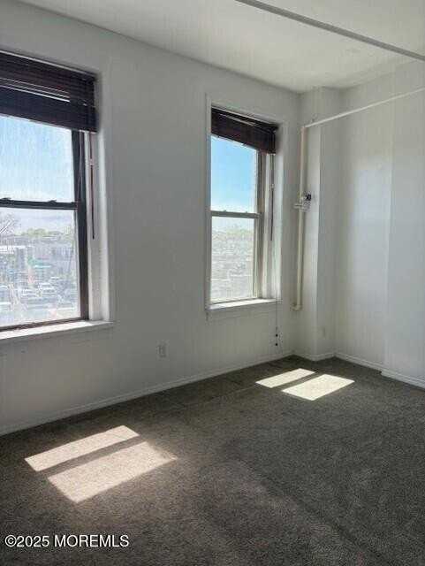 29 W Front St Unit C - Photo 6 of 8