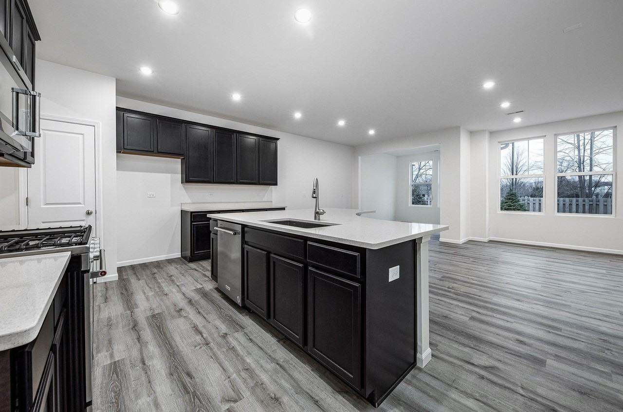 535 Watercress Dr #535 - Photo 2 of 25