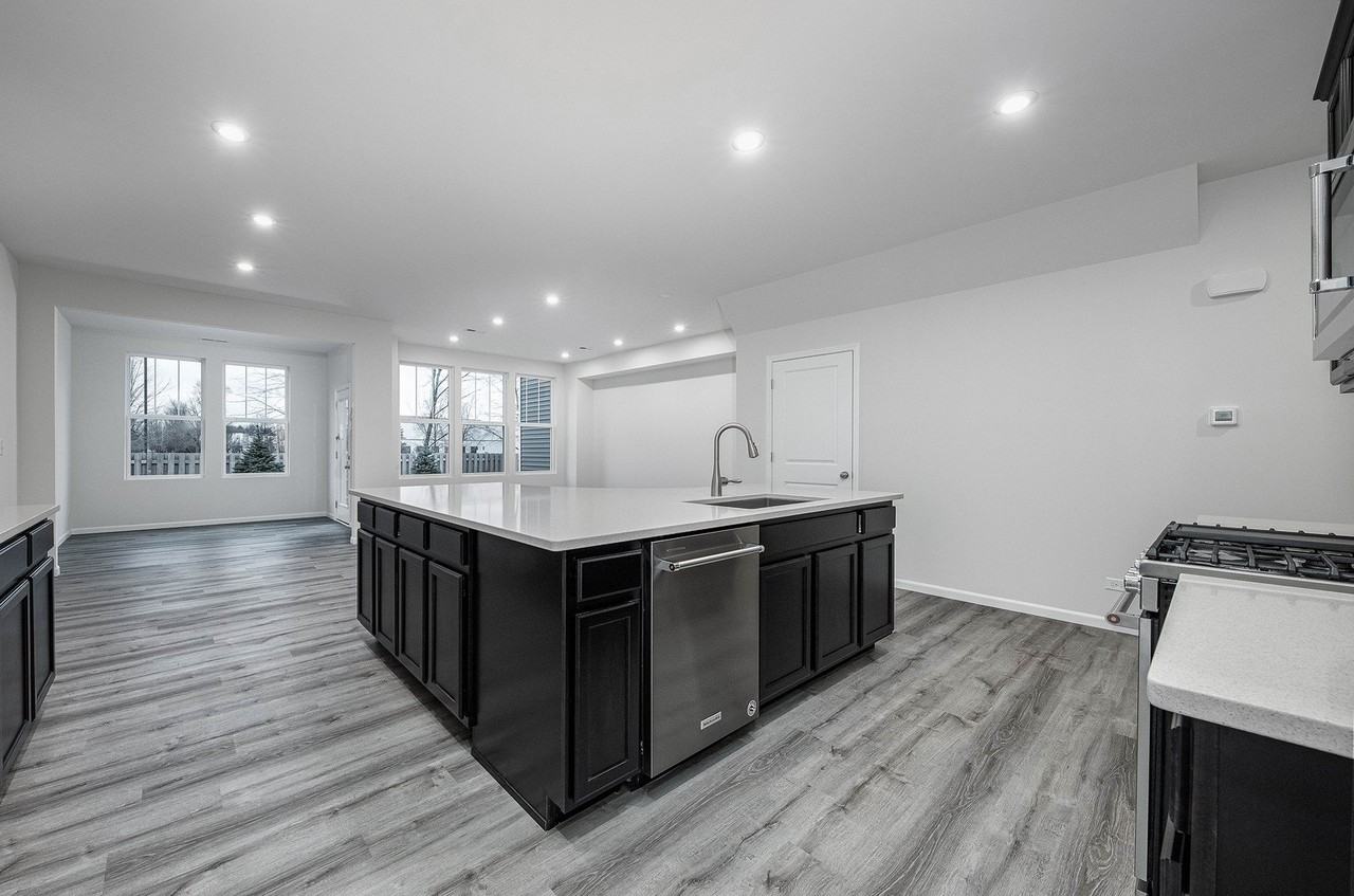 535 Watercress Dr #535 - Photo 3 of 25