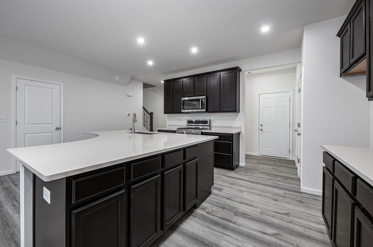 535 Watercress Dr #535 - Photo 5 of 25