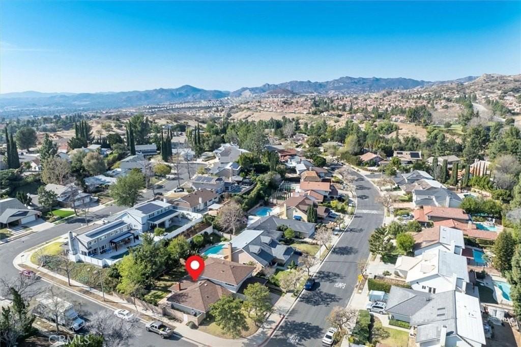 19100 Castlebay Ln - Photo 6 of 43