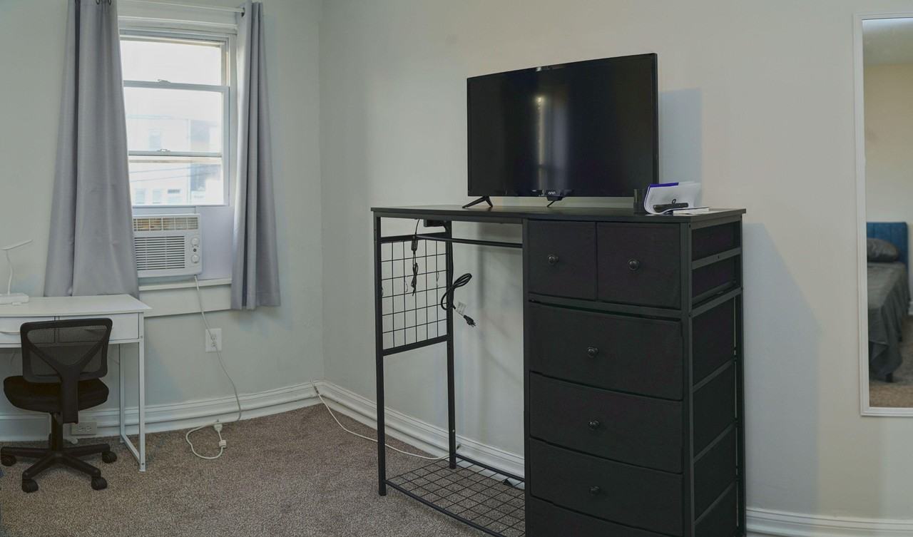 Beryl Ave - Photo 7 of 9