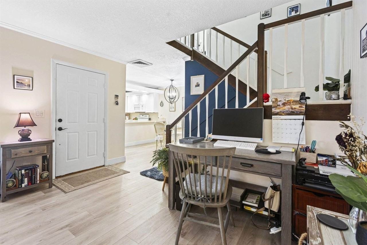 5674 Se Riverboat Dr #131 - Photo 5 of 31