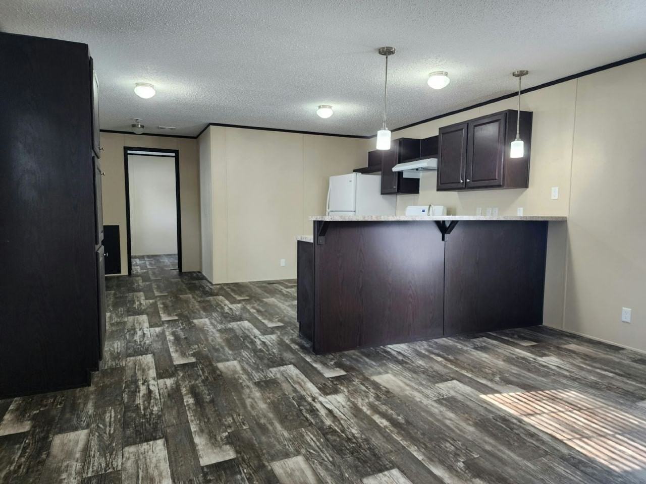 99 Lincoln Dr #99 - Photo 2 of 8