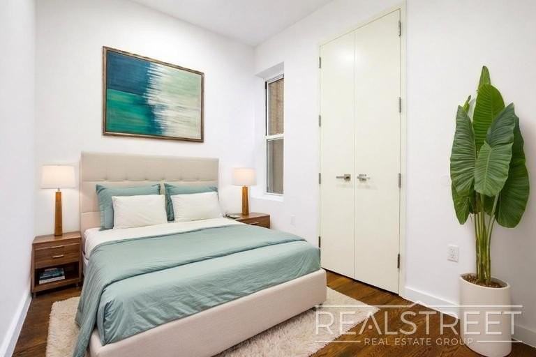 911 Jefferson Ave #3F - Photo 6 of 15