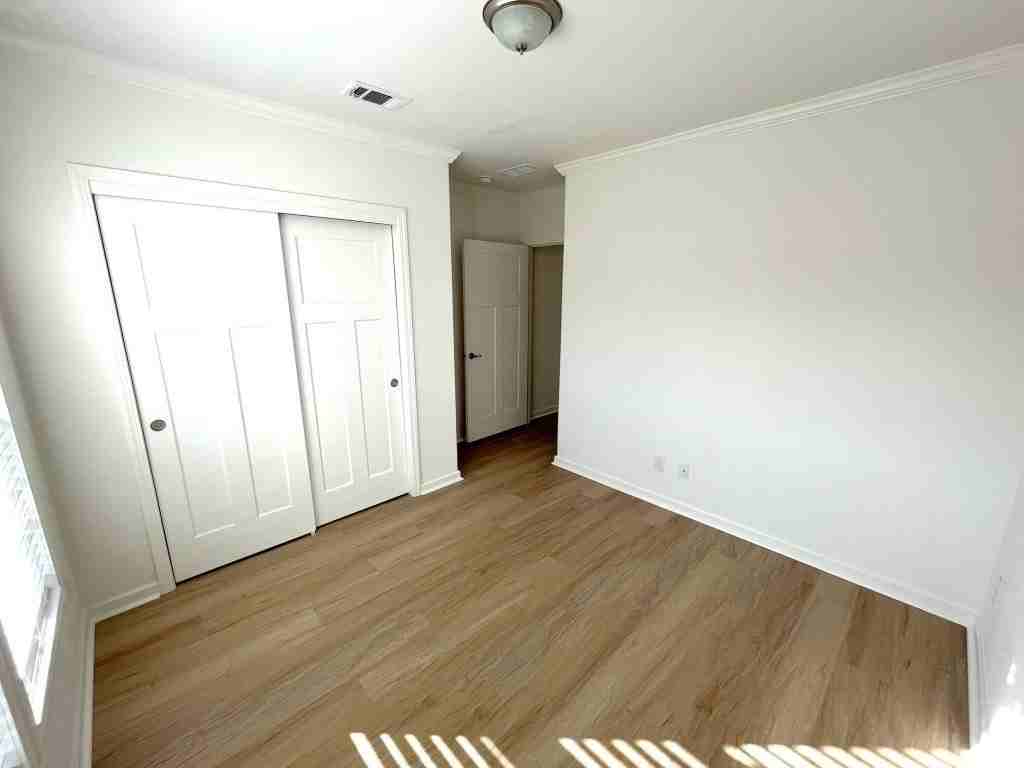 1021 Vervain Dr #1021E - Photo 7 of 21