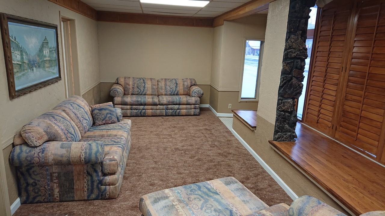 326 Lost River Ave #1 - Photo 5 of 9