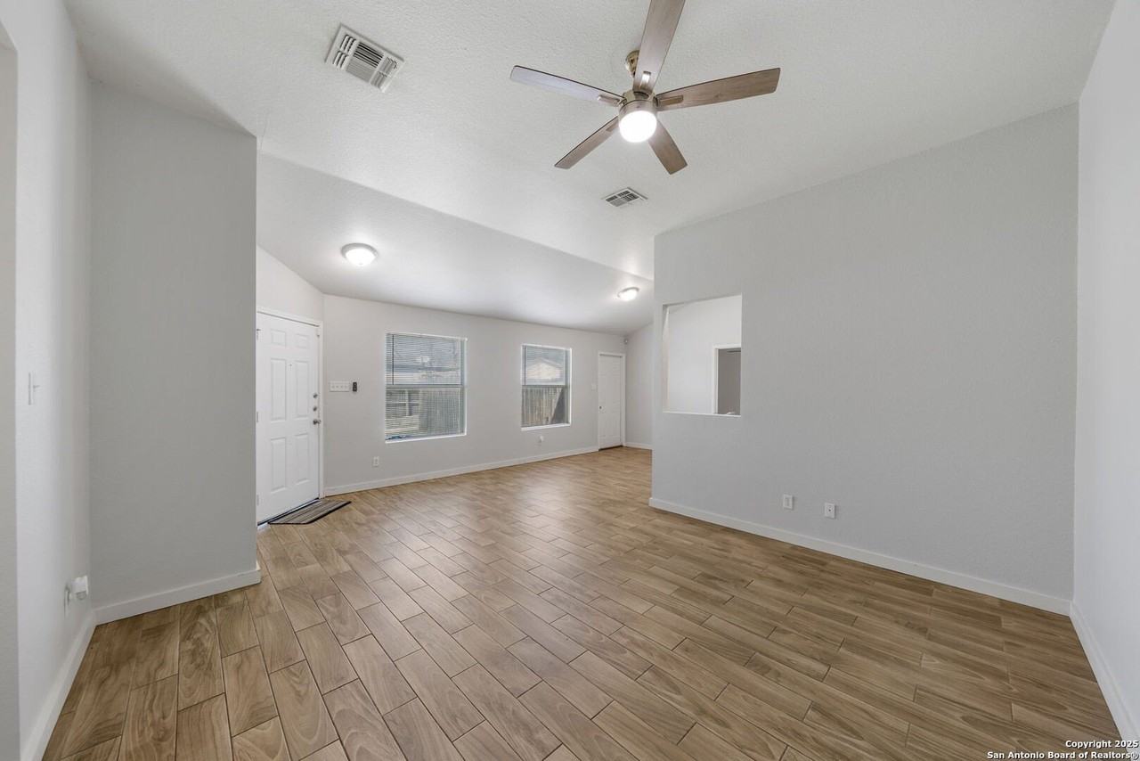 14532 Clovelly Wood - Photo 7 of 25