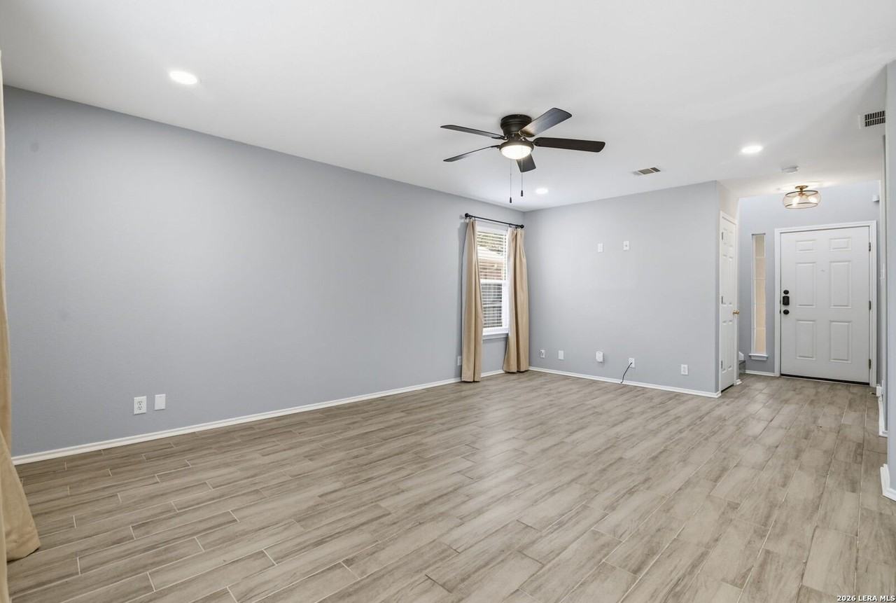 655 Rattler Blf - Photo 4 of 28