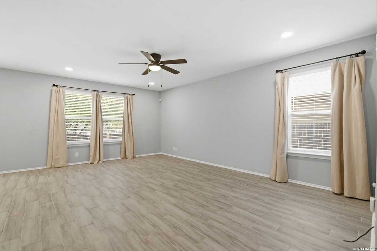 655 Rattler Blf - Photo 5 of 28