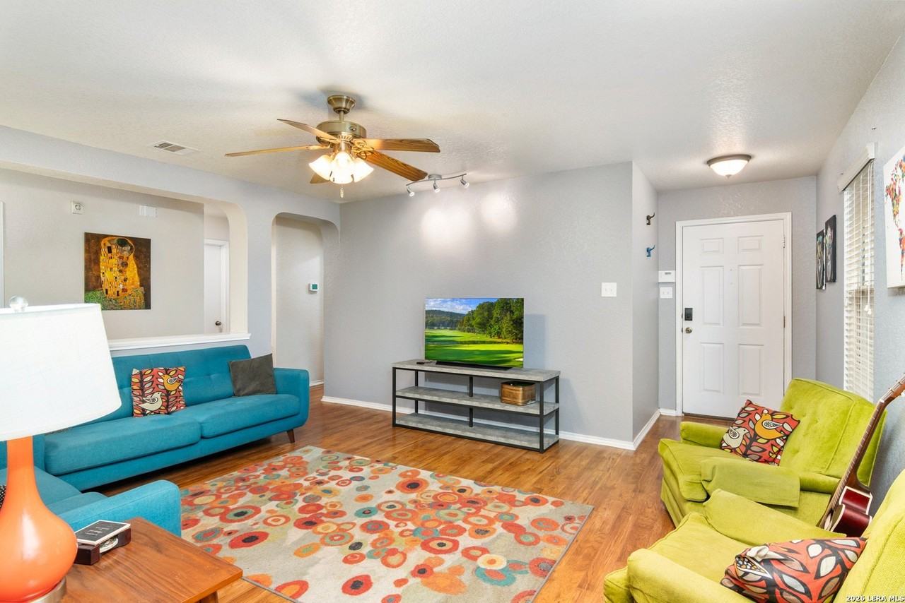 14726 Bluemist Pass - Photo 3 of 15