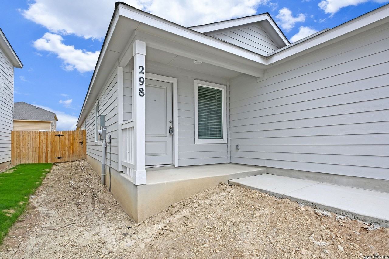 298 Tahoe Ave - Photo 2 of 24