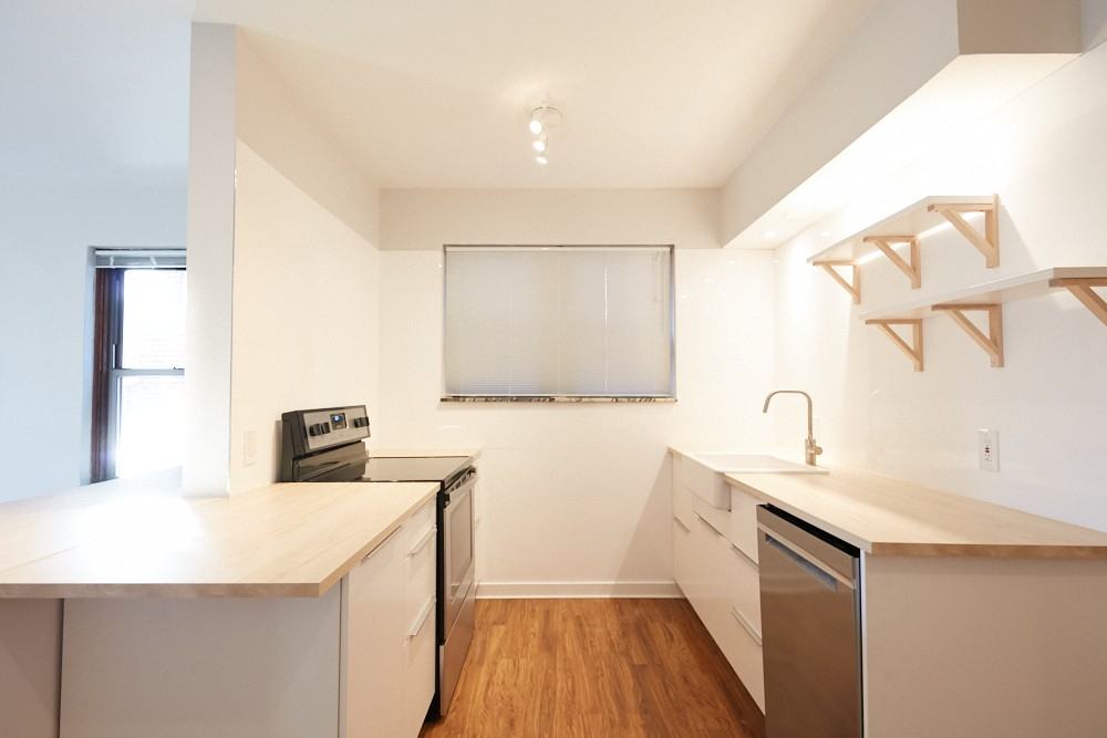 909 Concordia Ln #1S - Photo 6 of 12