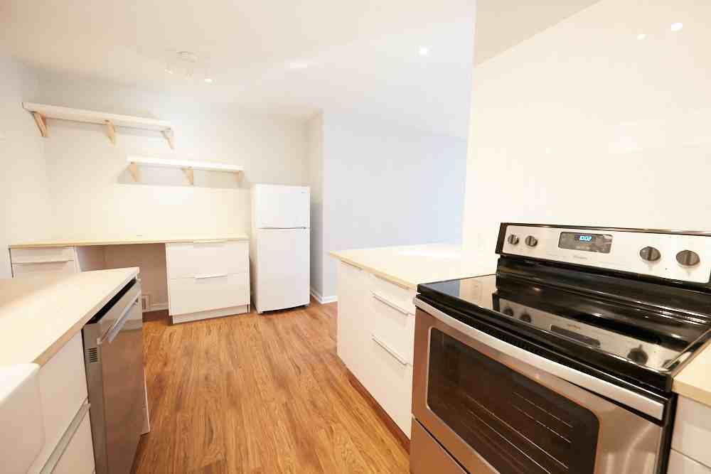 909 Concordia Ln #1S - Photo 7 of 12