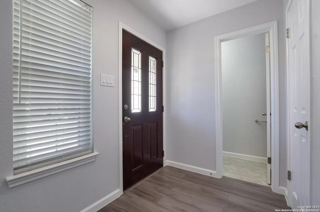 7246 Flaming Forest St - Photo 2 of 13