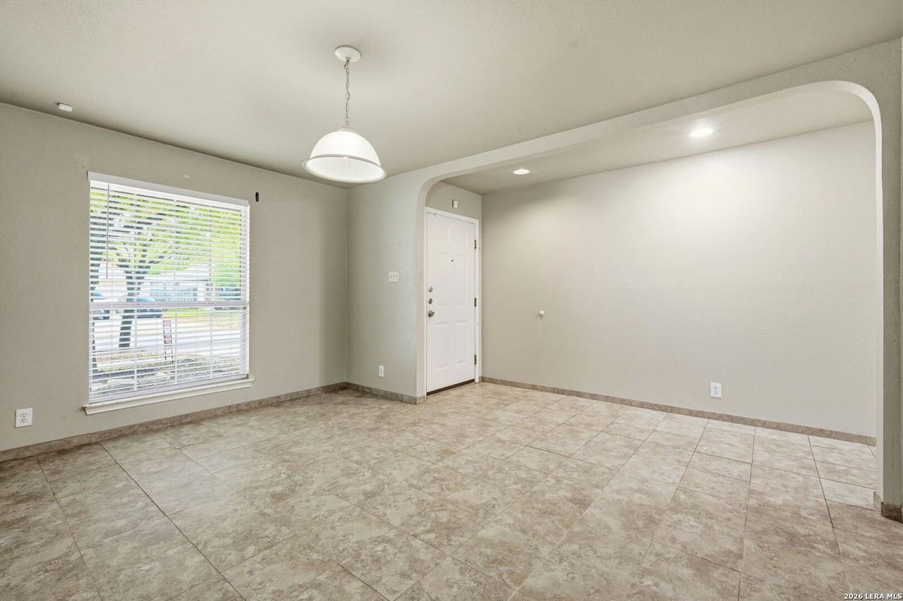 10603 Appaloosa Bay - Photo 4 of 26