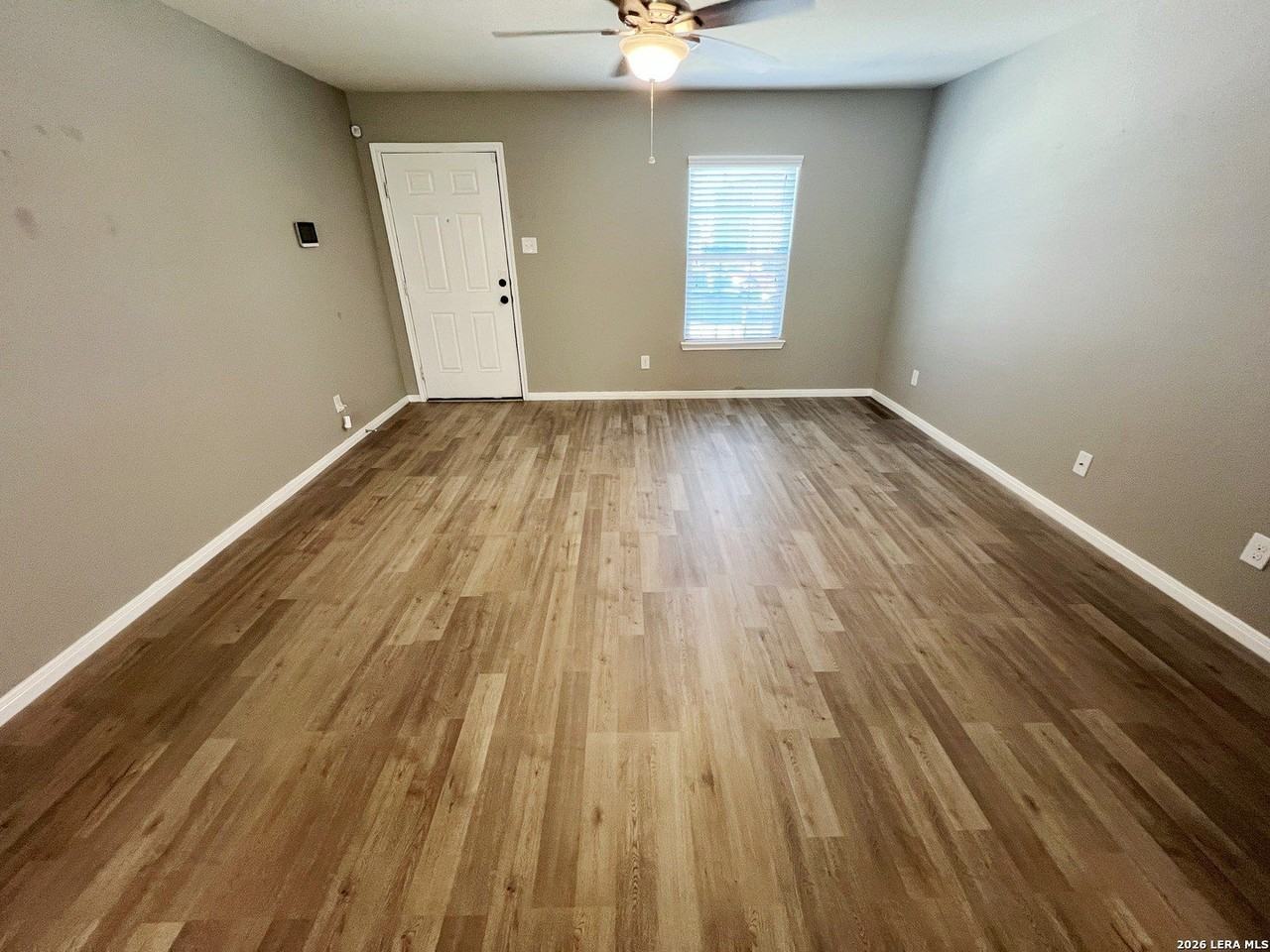 6747 Sabinal - Photo 4 of 33