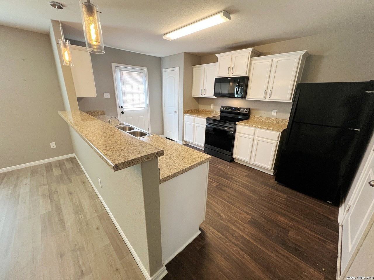 6747 Sabinal - Photo 6 of 33