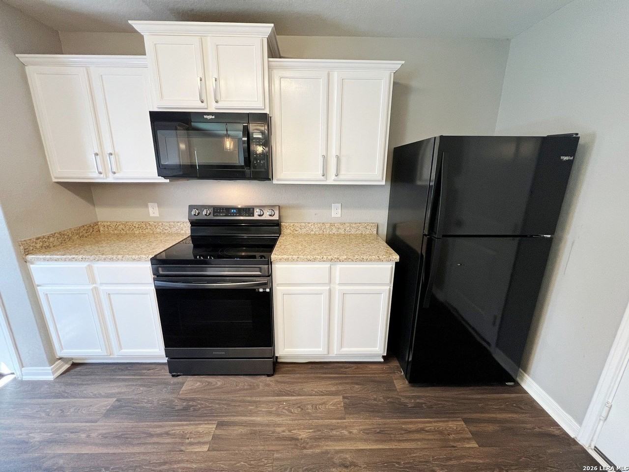 6747 Sabinal - Photo 7 of 33