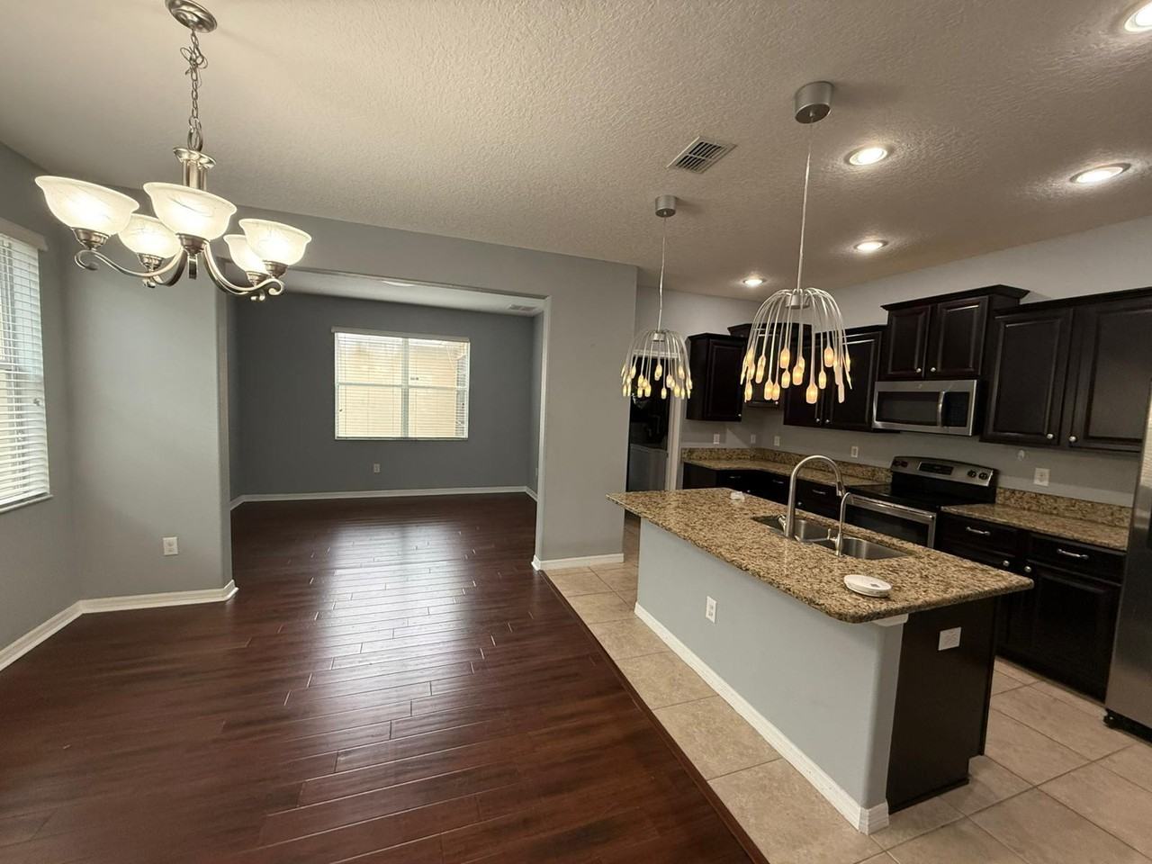 1527 Acadia Harbor Pl - Photo 4 of 19