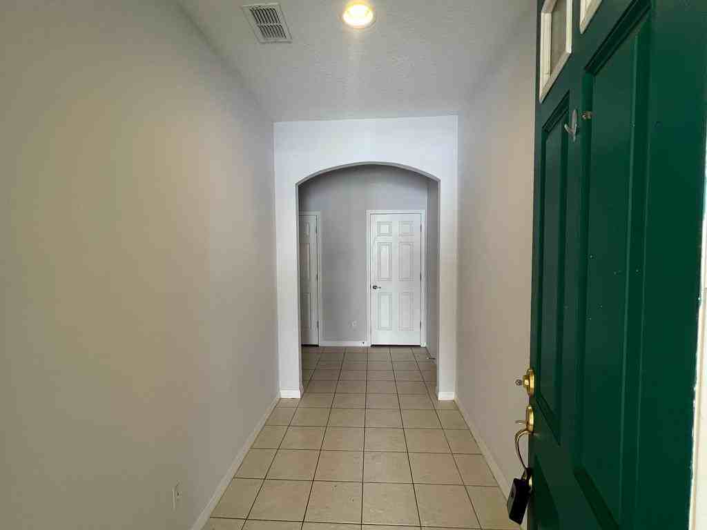 3646 Pine Knot Dr - Photo 4 of 19