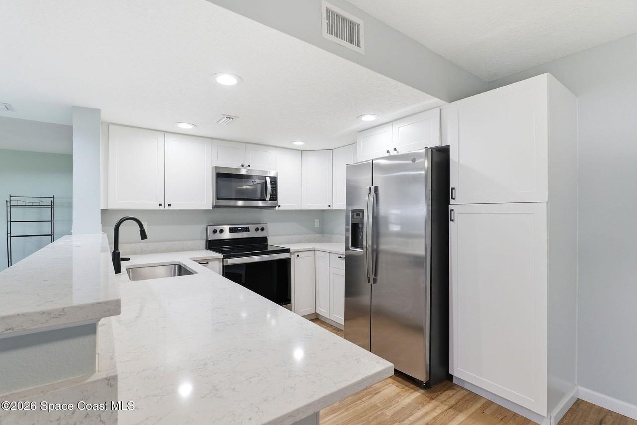 48 Piney Branch Way Apt C - Photo 6 of 41