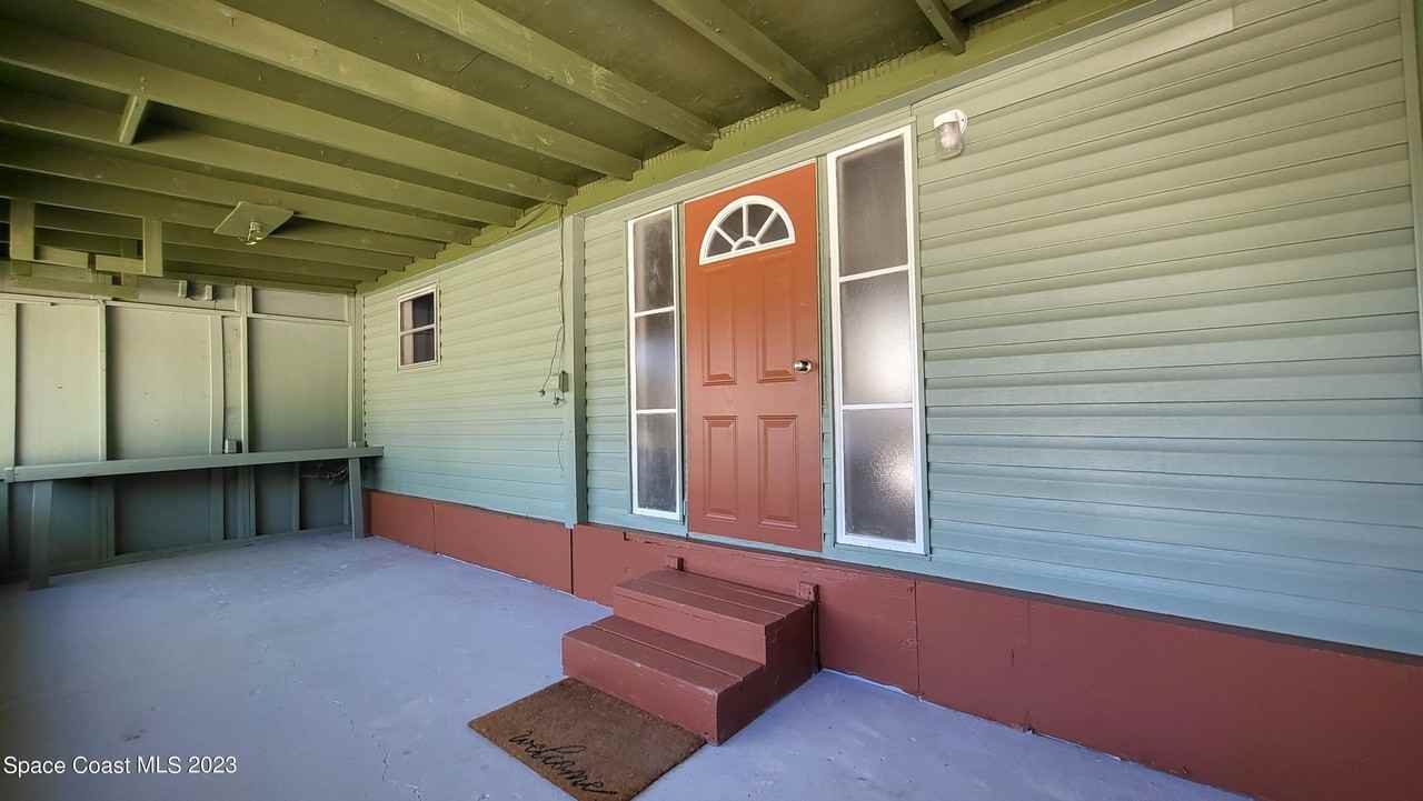 6877 Blue Bonnet Dr - Photo 2 of 15