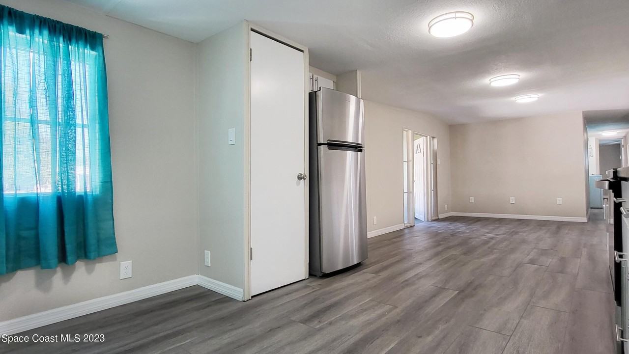 6877 Blue Bonnet Dr - Photo 6 of 15