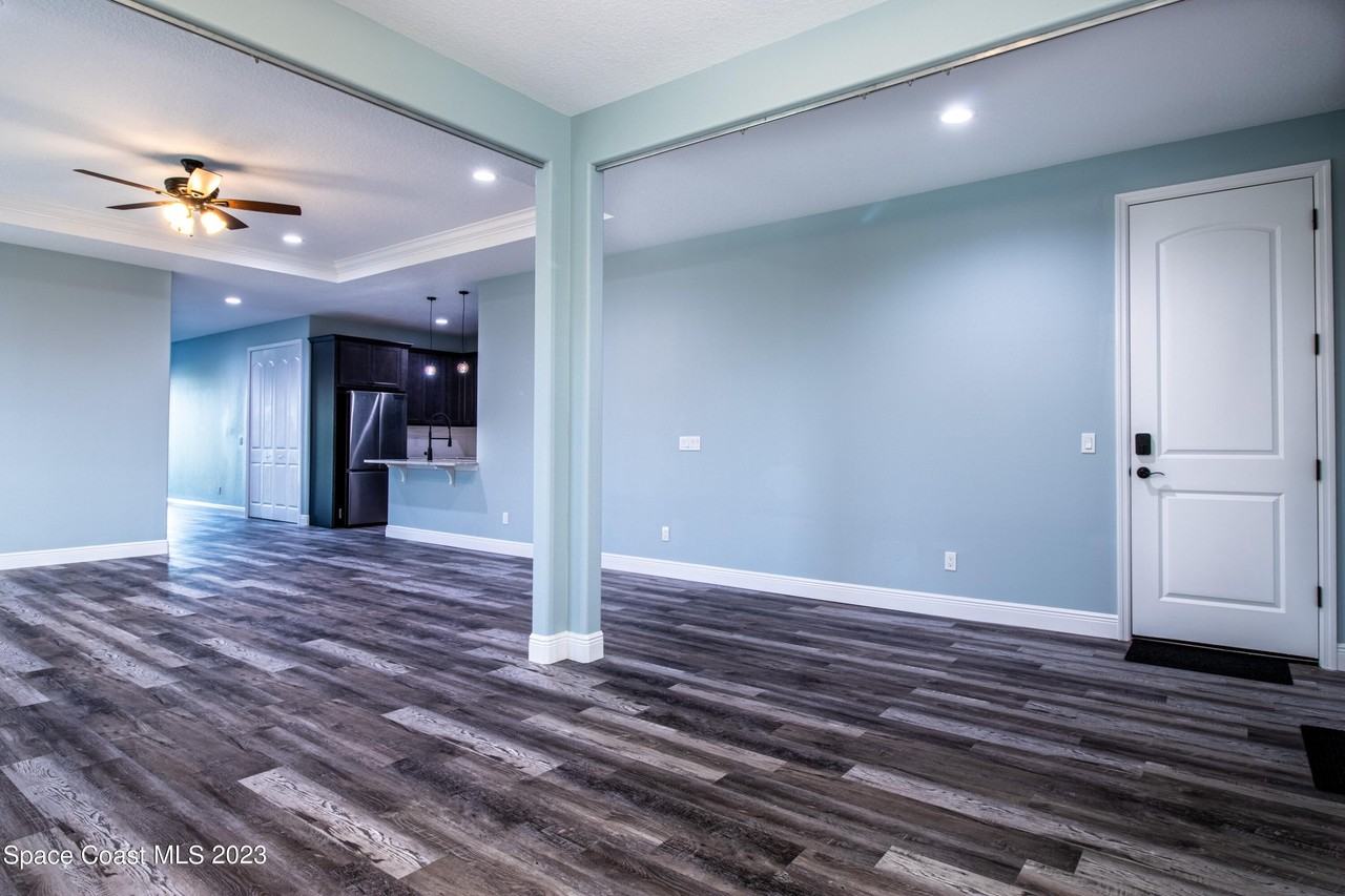 2106 Madden Ave Sw - Photo 3 of 14