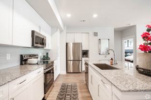 N Saint Charles St #BE2 - Photo 1 of 1