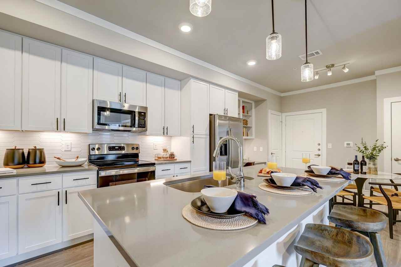 10903 Cypresswood Dr #PON - Photo 2 of 12