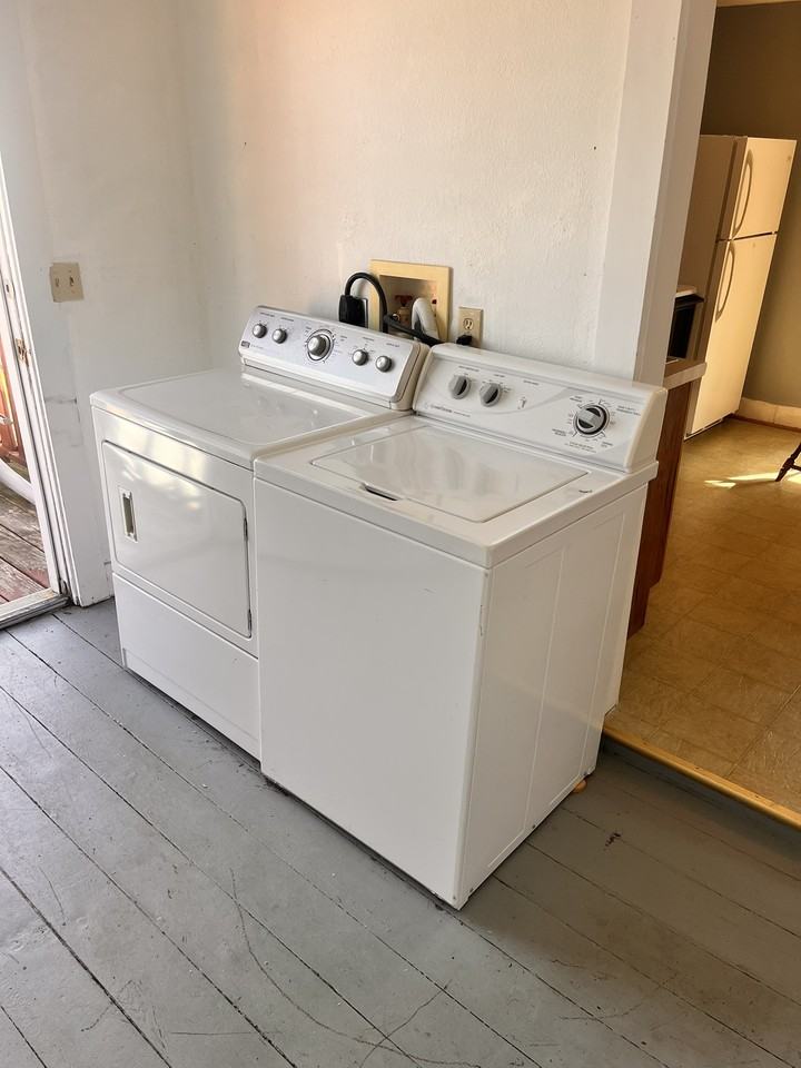 310 W Main St - Photo 6 of 14